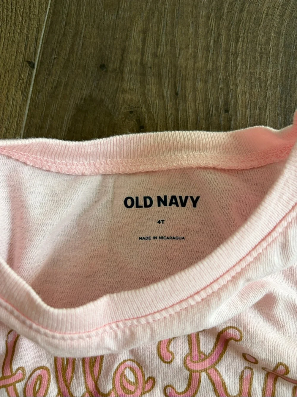 Old Navy Hello Kitty Pink Short Sleeve Tee with Bow Graphic